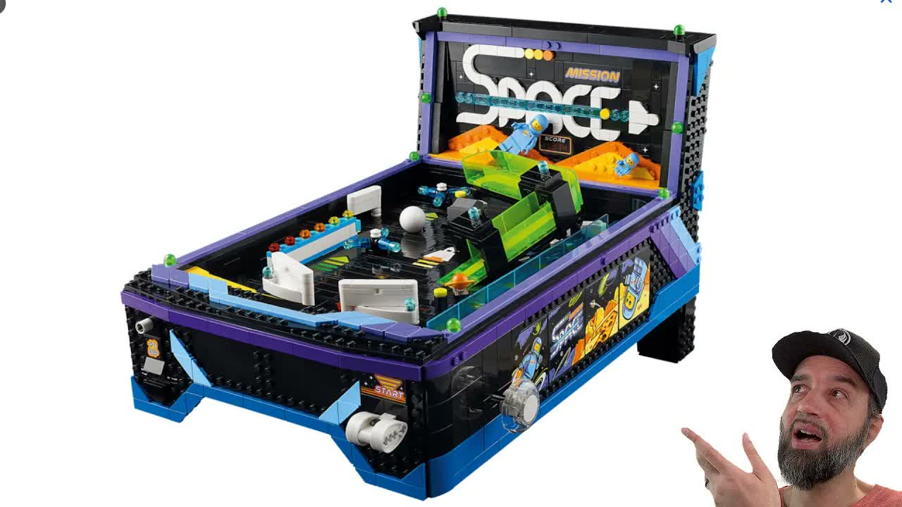 LEGO working Pinball Machine w/ new classic astronaut color revealed! #NotSponsored 11374